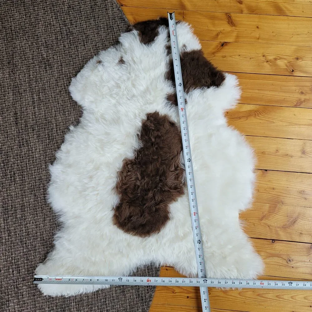 Genuine Icelandic Lambskin Rug Supple Flexible Brown Spots Pelt Throw 42